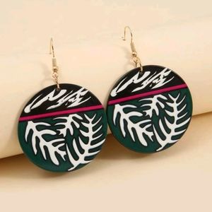 🍉5 for $25* Round Leaf Earrings